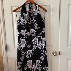 ▪️WHBM Maxi Dress▪️